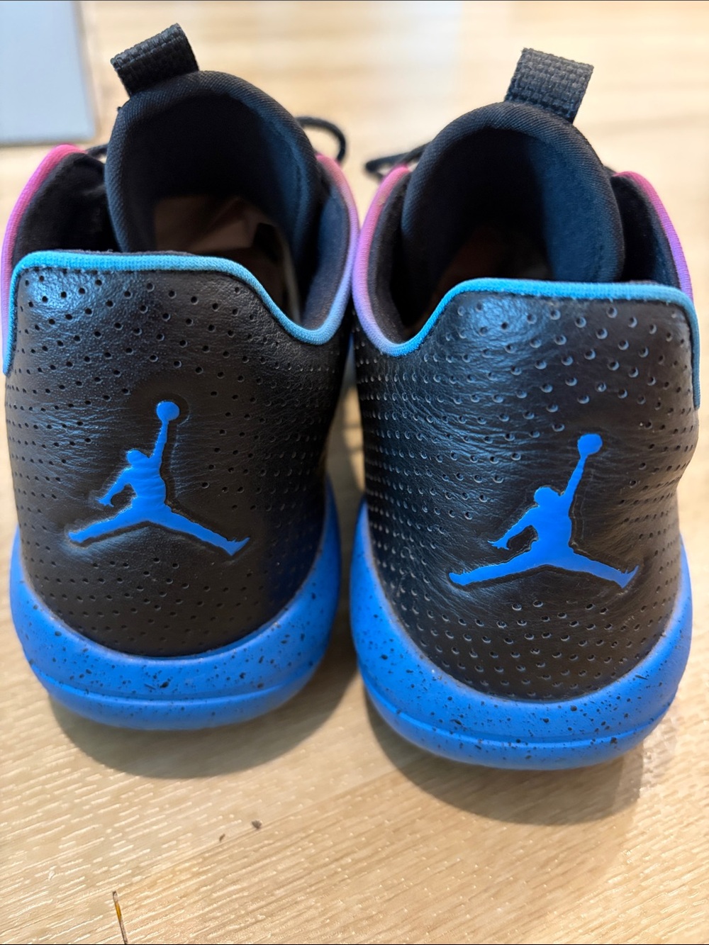 Jordan eclipse - Picture 5 of 6
